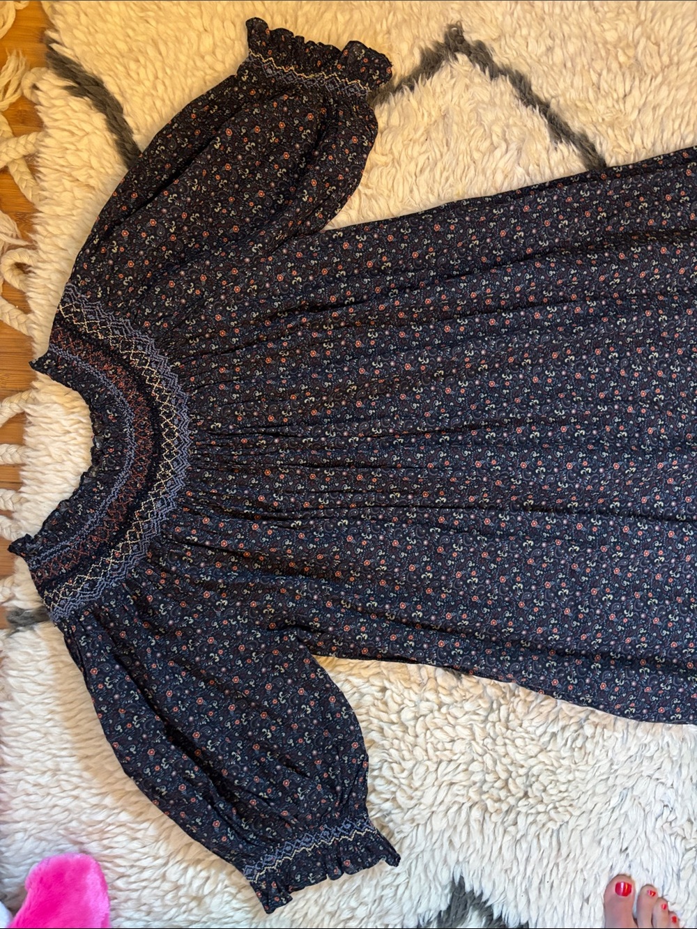 Doen Floral Smocked Dress - Picture 13 of 17
